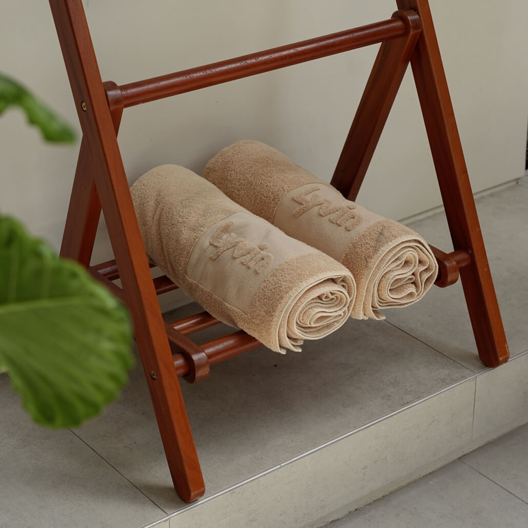 Lyvin branded towel