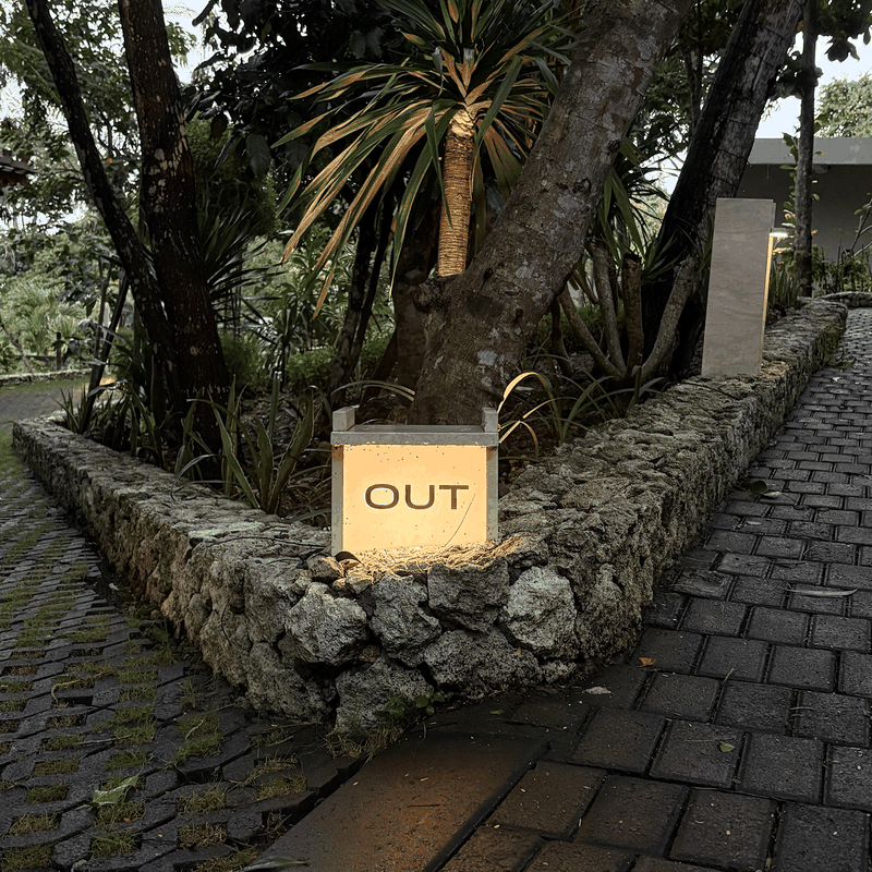 Lyvin out gif