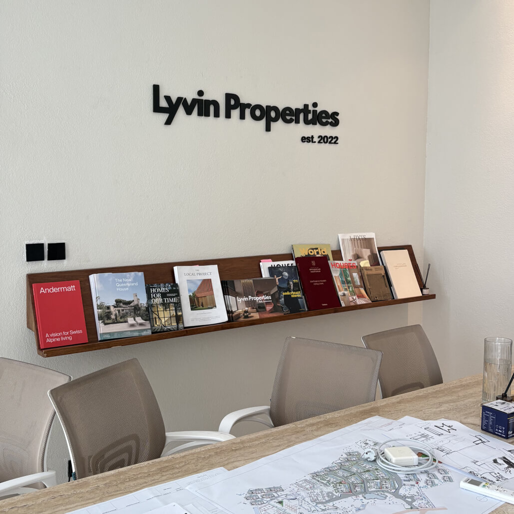 Lyvin office logo